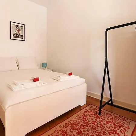 Apartment Cosy Alcantara By Homing *